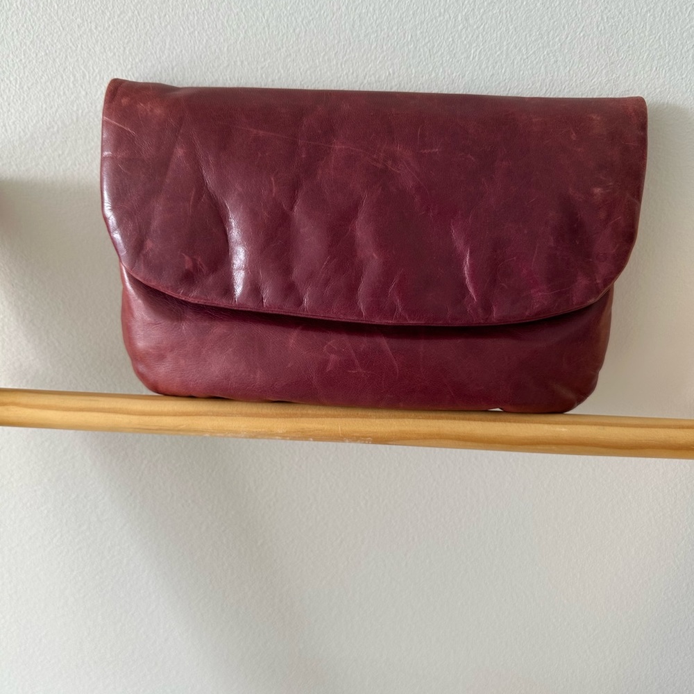 Clutch leather bag